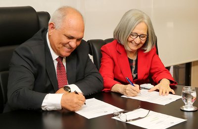 Presidente do TJ assina ordem para construção do Fórum de Palmeira