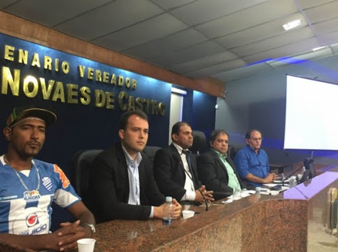 Reunião aberta de comissão da CMM discute projeto que disciplina ambulantes