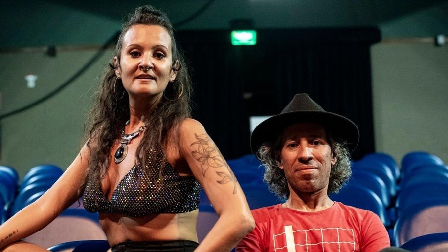 Divina Supernova abre programação do projeto Quinta no Arena