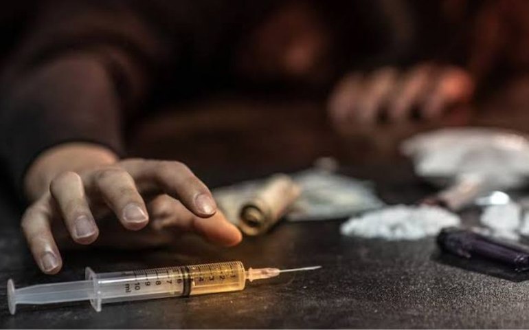 ‘Droga zumbi’: governo britânico vai proibir xilazina, que ‘apodrece a carne’, após morte de 11 pessoas