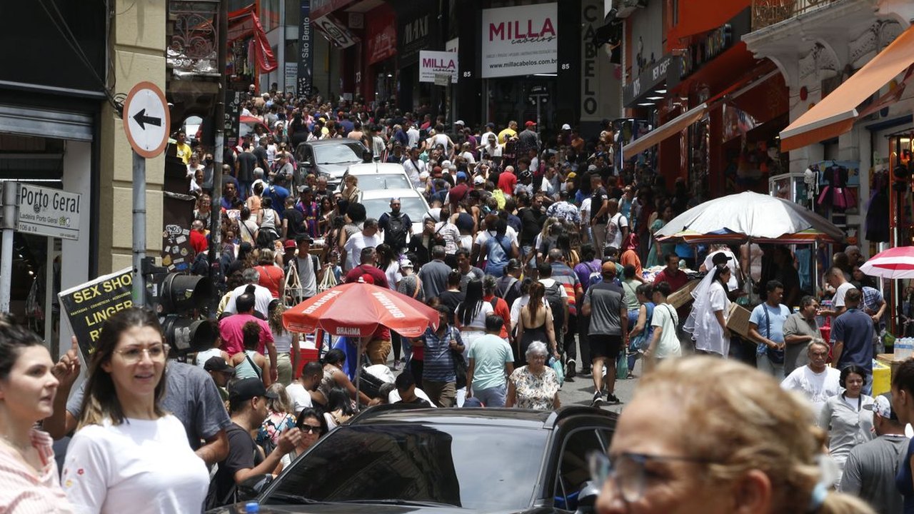 Inadimplência de famílias cresce na cidade de SP, diz Fecomercio