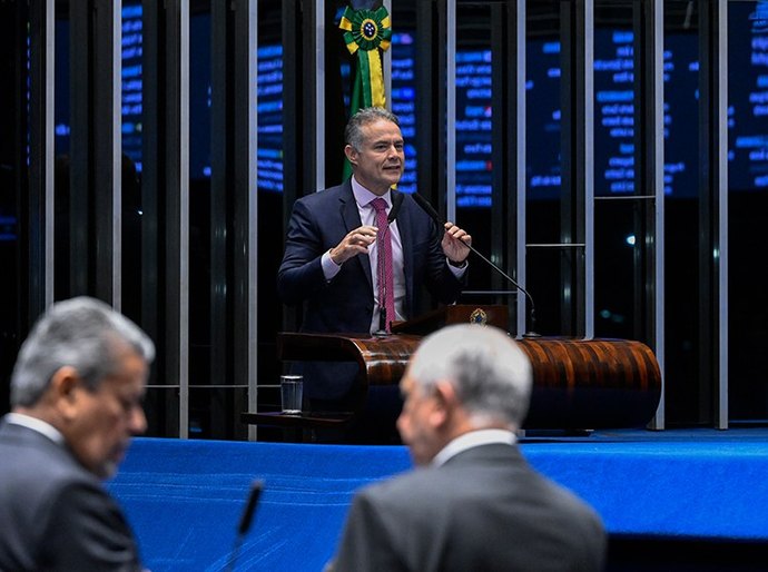 Aprovada pelo Senado MP da renovação automática da CNH para bons condutores
