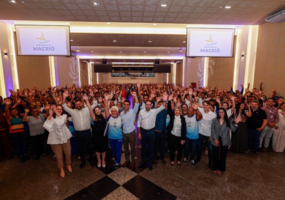 Prefeitura de Maceió e SENAI realizam aula inaugural de cursos para alunos da EJAI