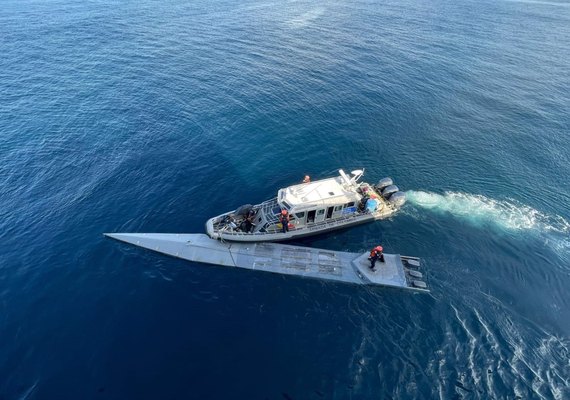 Autoridades italianas apreendem drone narcossubmarino em operação contra rede de tráfico; veja vídeo 