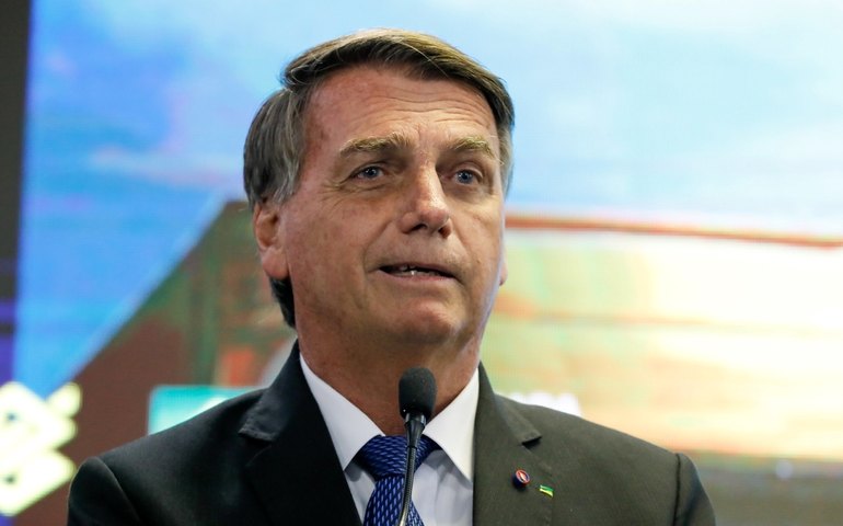 Relatório do Coaf aponta que Bolsonaro investiu R$ 17 milhões em renda fixa enquanto recebia pix de bolsonaristas