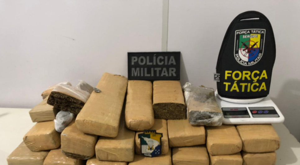 Grupo suspeito de transportar 18 quilos de maconha é preso após perseguição policial em São Cristóvão / Foto: Foto: Polícia Militar/SE