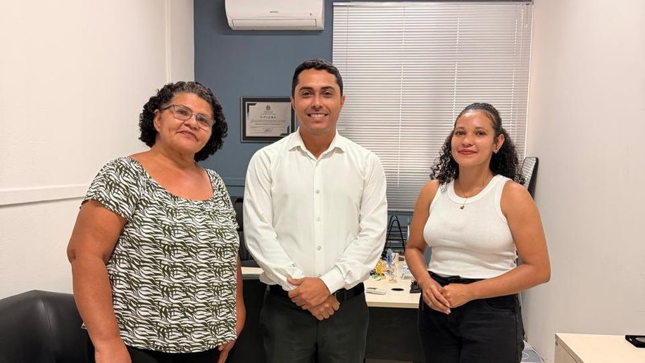 Vereador David do Emprego apoia mobilização para reconstrução de Barraca na orla de Maceió