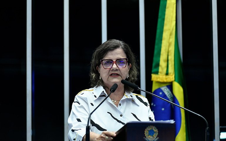 Teresa Leitão defende arcabouço fiscal e critica mudanças feitas na Câmara