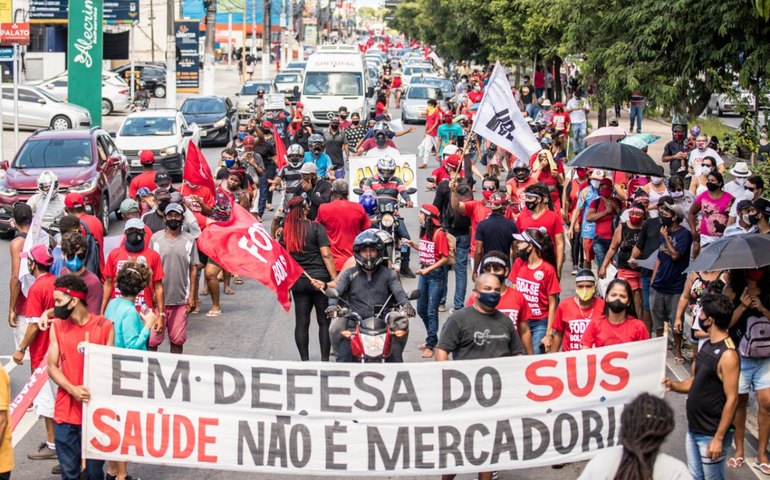 Manifestantes contra o governo Bolsonaro voltam às ruas neste sábado (19)