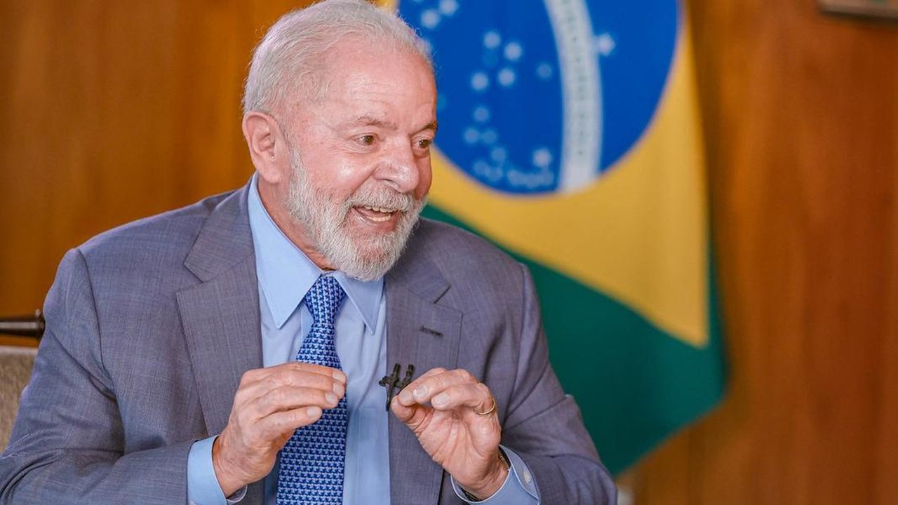 Lula associa tentativa de golpe na Bolívia a interesse por minério: 'Maior reserva de lítio do mundo'