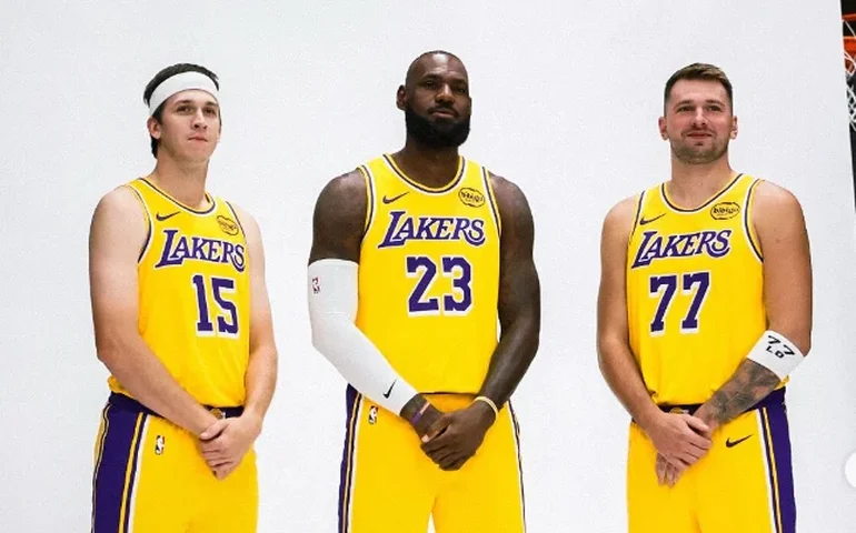 Lakers superam Bucks com show de Doncic e seguem em boa fase