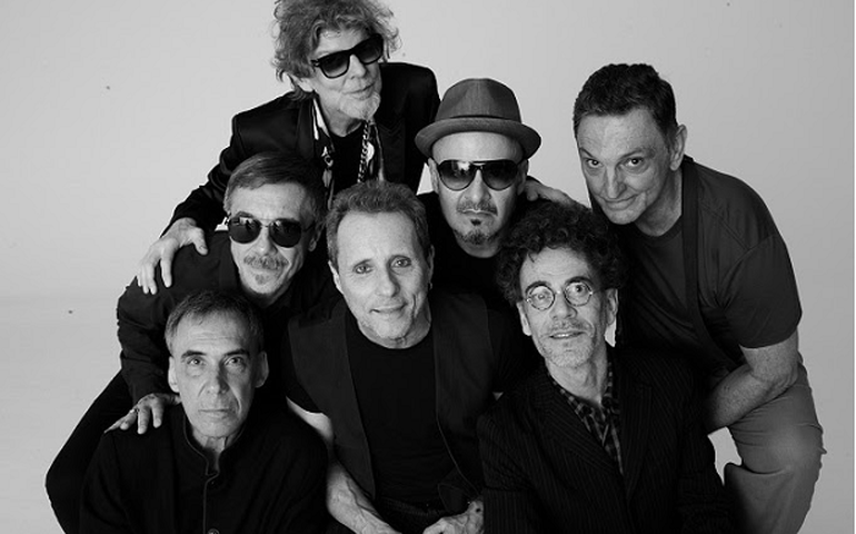 Com formação original, Titãs confirma tour para 2023