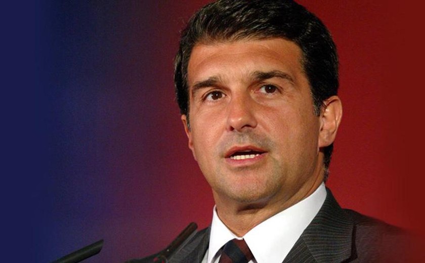 Laporta &#8216;desiste&#8217; de dispensar Koeman no Barcelona: &#8216;Merece margem de confiança&#8217;