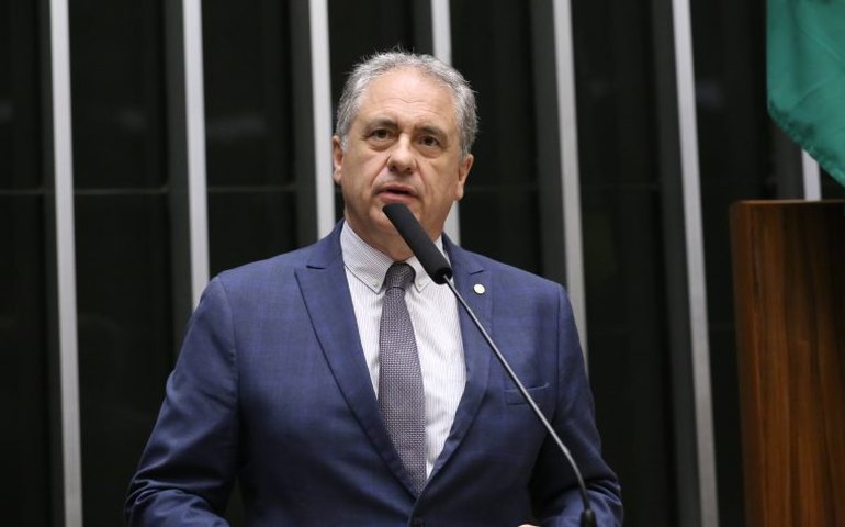 'Um grave equívoco', afirma deputado Carlos Zarattini sobre classificar criminosos como terroristas