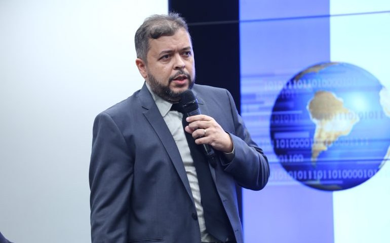 Economia digital torna reforma tributária urgente, afirmam especialistas