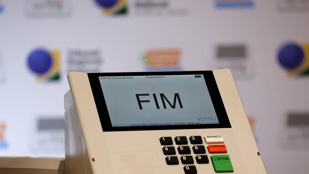 Eleitor tem até esta quinta-feira (20) para solicitar voto em trânsito