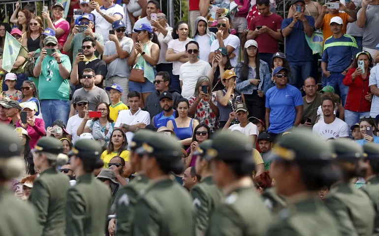 Público destaca caráter plural do desfile de 7 de Setembro em Brasília