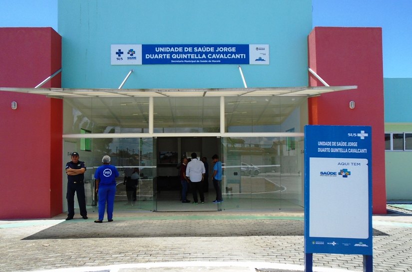 Moradores do Graciliano Ramos recebem nova unidade de saúde