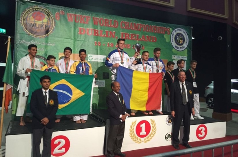 Karateca, aluno de escola pública, alcança a prata em Mundial