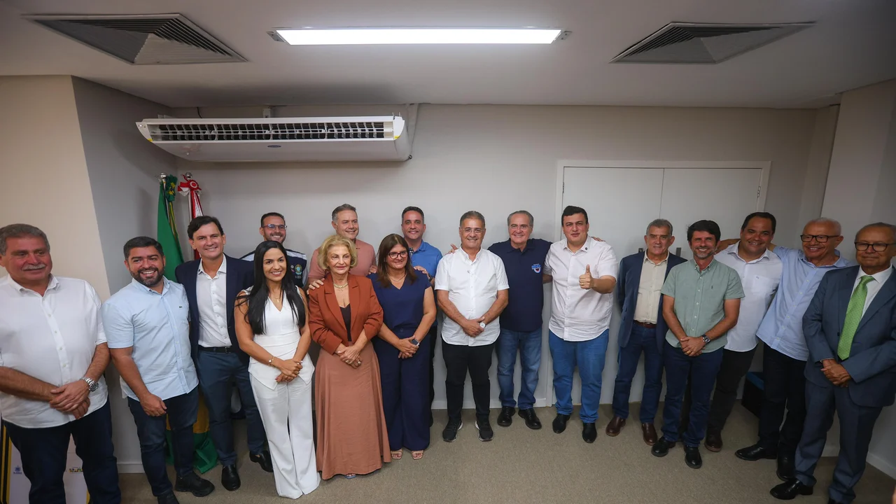 Renan Filho celebra investimentos do PAC Saúde e ampliação da rede básica em Alagoas
