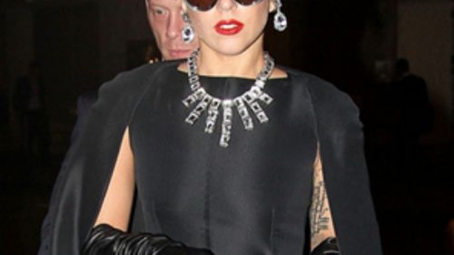 Lady Gaga recebe prêmio