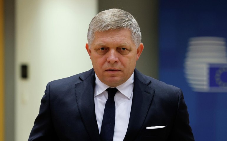 Premiê eslovaco critica mudança de postura da UE em relação ao diálogo com a Rússia