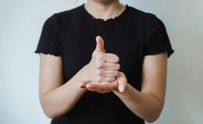 Cada curso terá carga horária de 40h, com aulas aos sábados pela plataforma Google Meet Cada curso terá carga horária de 40h, com aulas aos sábados pela plataforma Google Meet