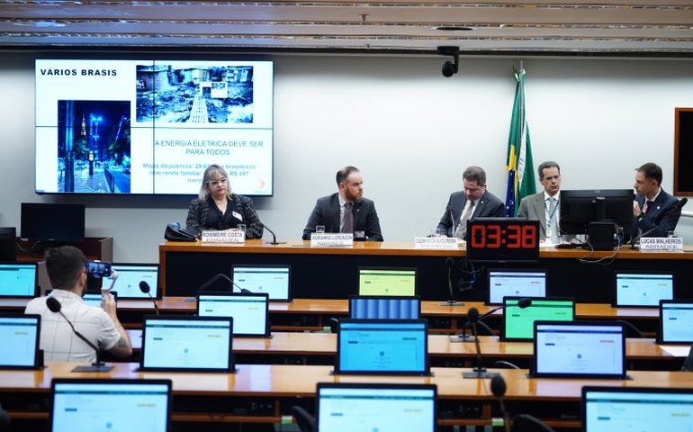 Representantes de consumidores do setor elétrico querem ser ouvidos antes de mudanças em leis