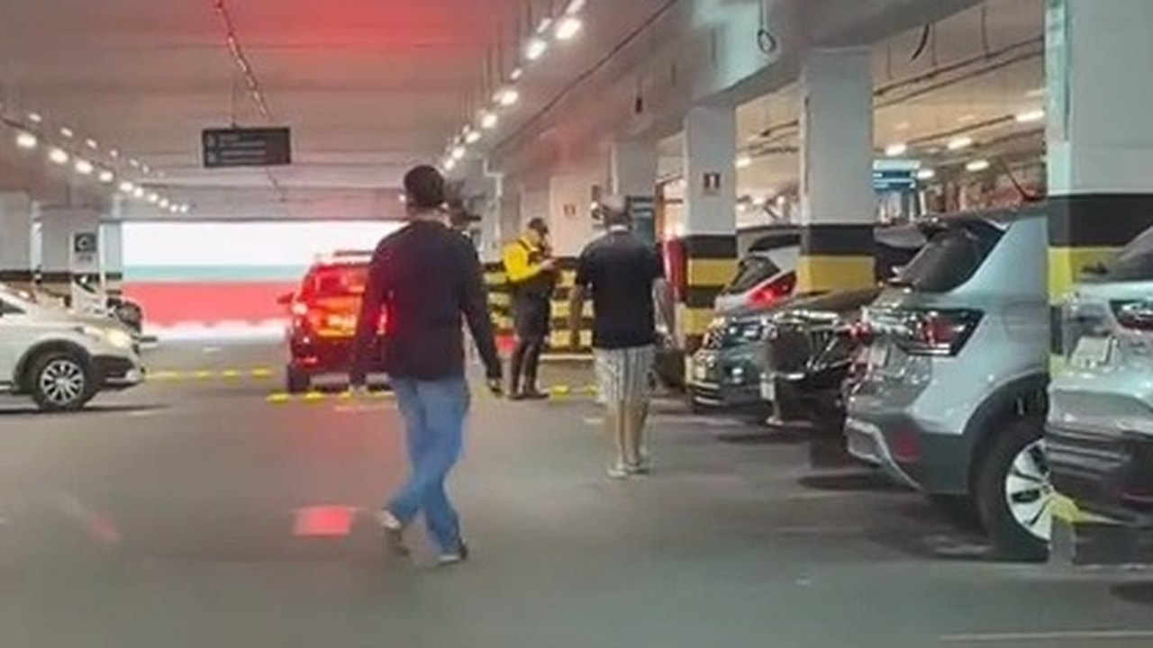 Internauta acusa “indústria da multa” após flagrar agentes da DMTT autuando carros no estacionamento da Carajás