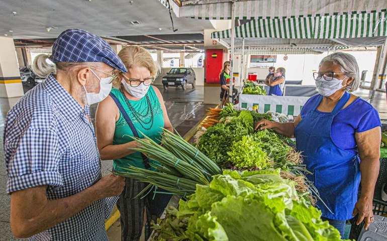 Fase vermelha: mercado público funcionará em novo horário aos sábados