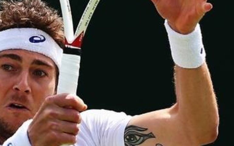 Marcelo Demoliner vence e avança à semifinal nas duplas em São Petersburgo