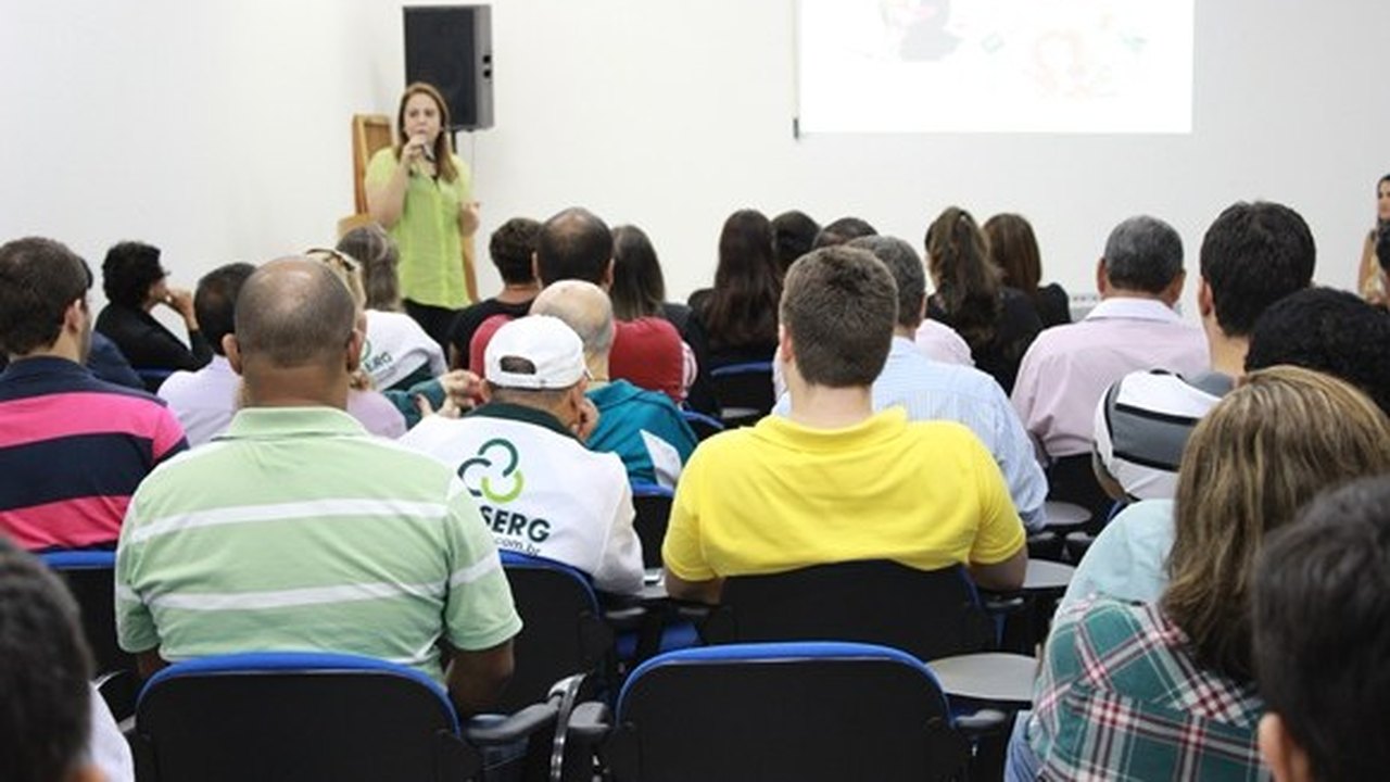 Servidores debatem papel e importância do pai na família