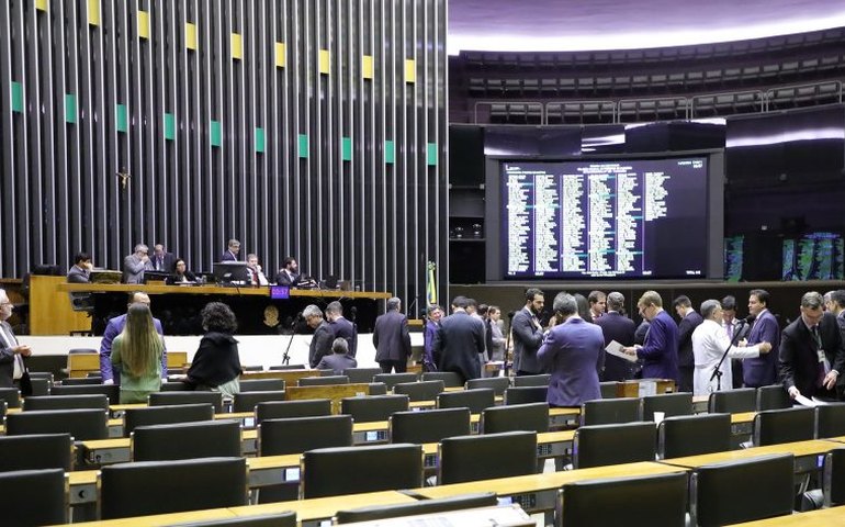 Reforma tributária: Câmara deve finalizar votação de texto que prevê imposto sobre herança de previdência privada