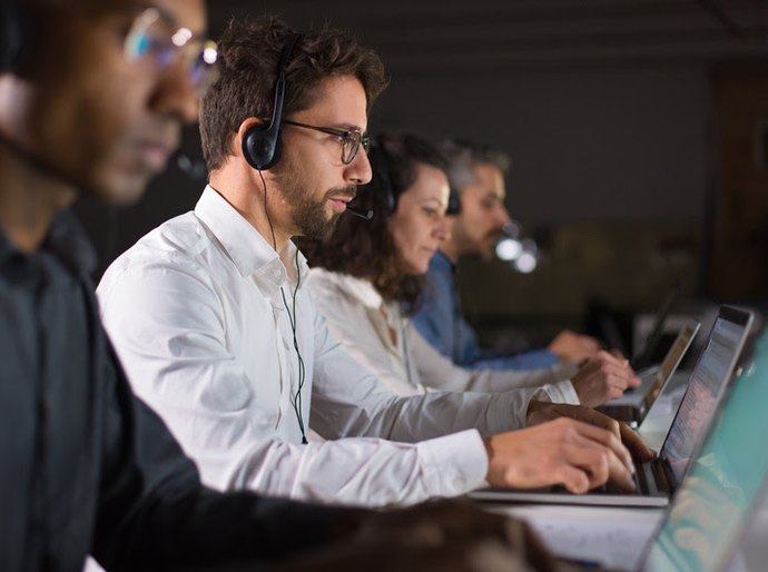 Cinco habilidades emocionais de profissional de telemarketing