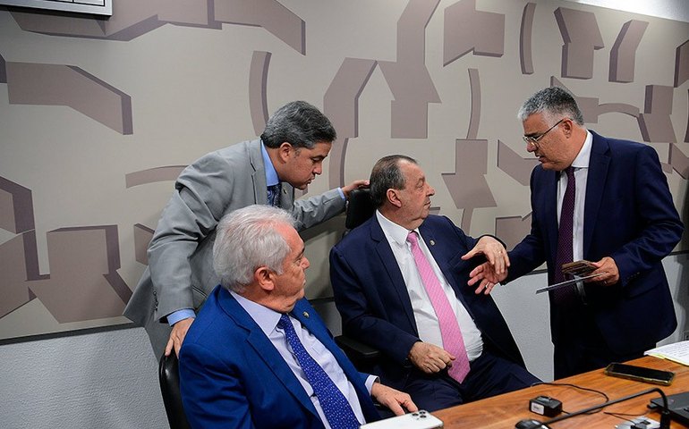 CTFC recebe sugestões sobre a regulamentação do lobby