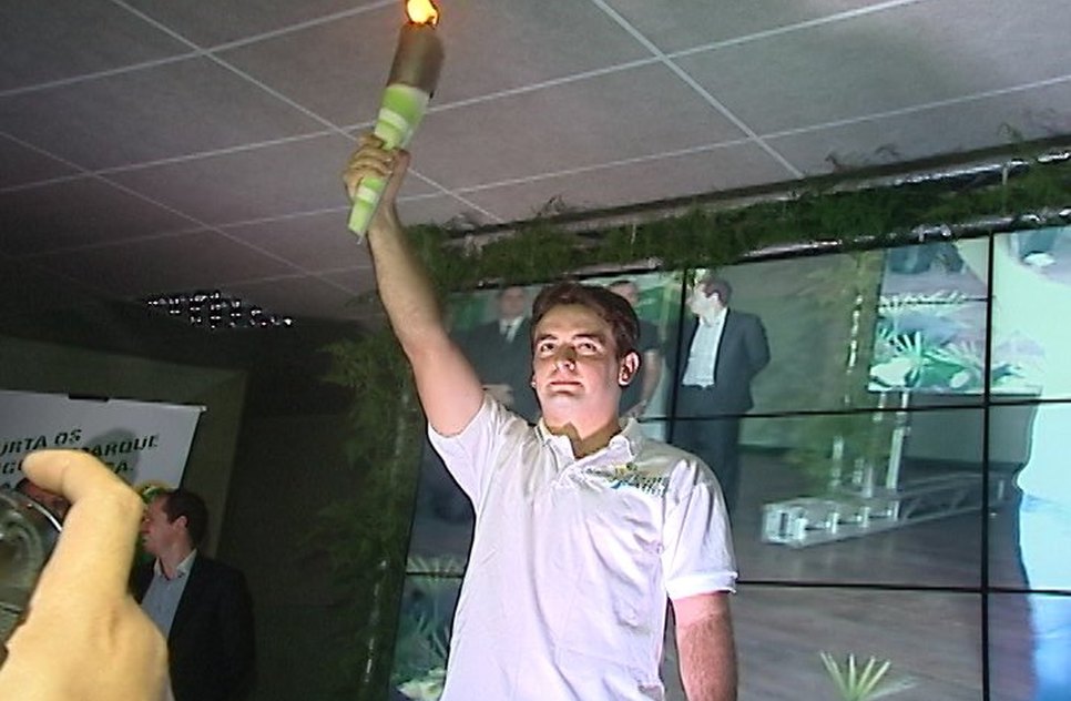 Abertura do JUBs 01 46.mov.Still001.jpg