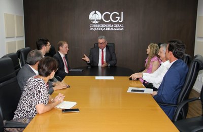  Corregedor-Geral da Justiça orienta Conselho Regional de Odontologia sobre cobrança de anuidades dos associados