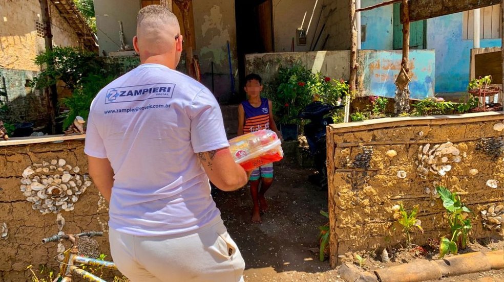 Zampieri realiza mais uma edição do projeto Natal Solidário