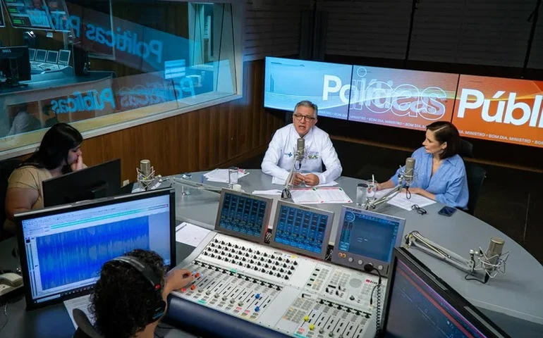 Padilha exalta maior mutirão do SUS com o Agora Tem Especialistas: 100 mil atendimentos no fim de semana