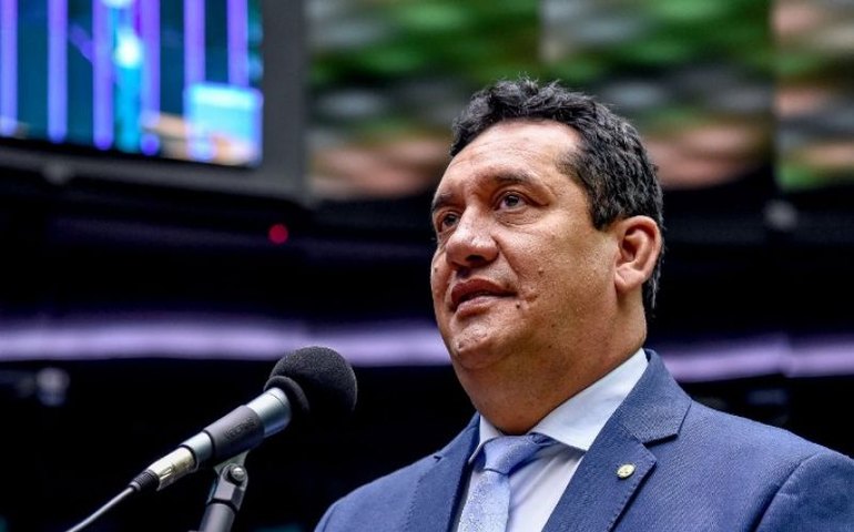 Vacinação põe fim a dez meses de sofrimento, perdas e prejuízos, afirma Severino Pessoa