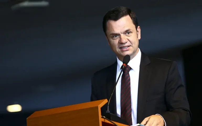 Ex-ministro Anderson Torres é preso após condenação por tentativa de golpe de Estado