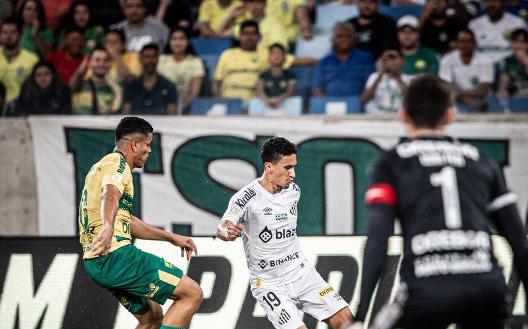 Santos perde para o Cuiabá, completa 12 jogos sem vencer e se aproxima da zona de rebaixamento