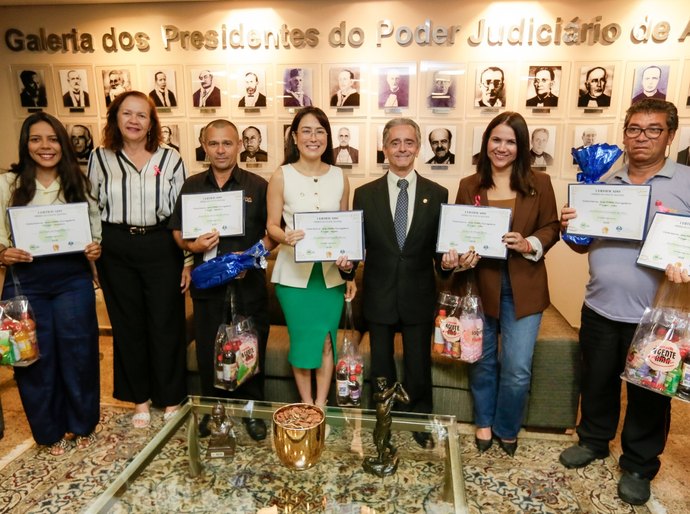 Coleta seletiva: Servidores do TJAL são premiados na Presidência