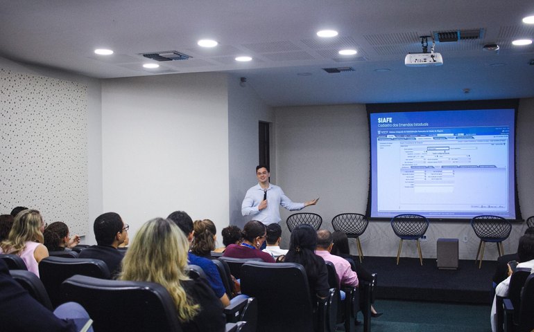 Estado alinha novos procedimentos para execução de emendas parlamentares