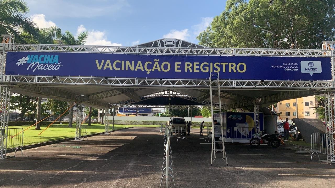 Maceió mantém vacinação nos seis pontos fixos durante fim de semana