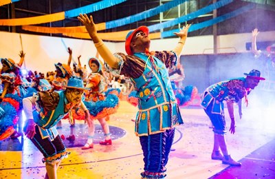 A pisada é essa: desfile de Quadrilhas Estilizadas marca a abertura do São João de Arapiraca