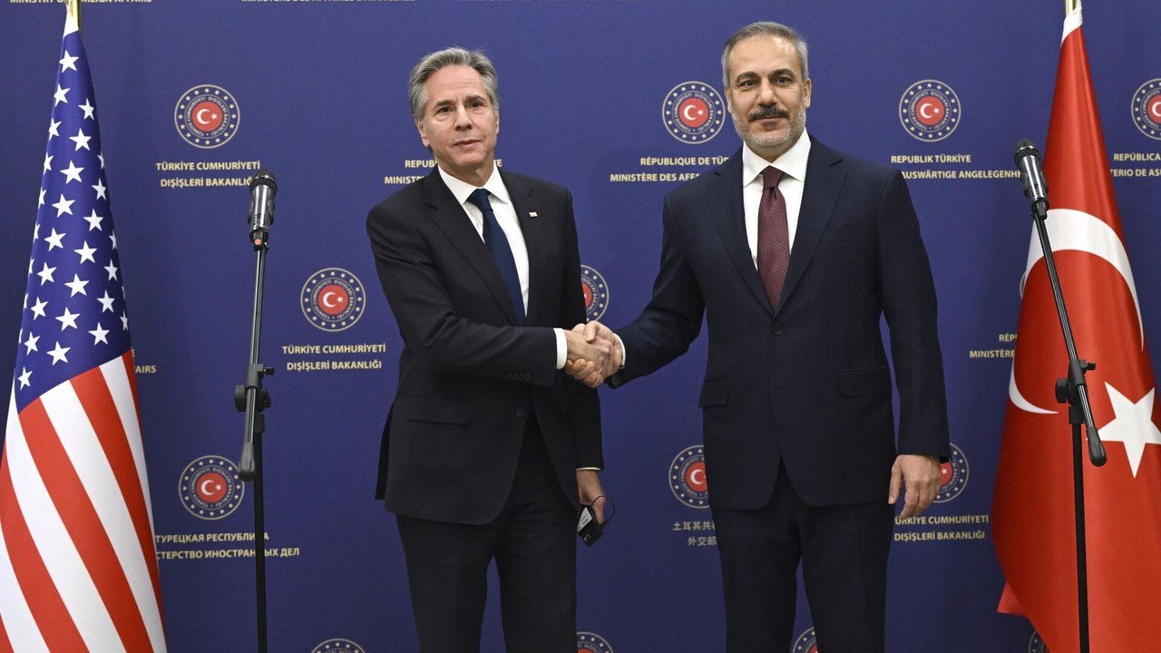 Cooperação EUA-Turquia na Síria é viável? Analista avalia 'abordagens divergentes'