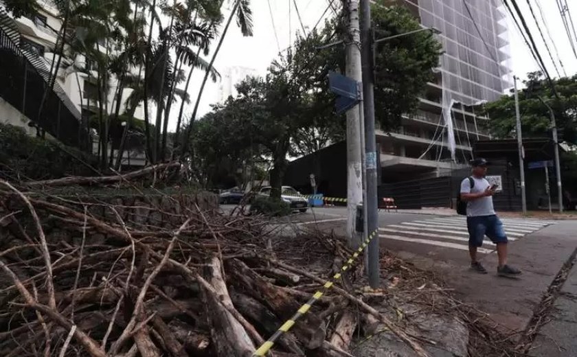 Prefeitura de São Paulo estuda desapropriar casas em Moema para a construção de piscinão