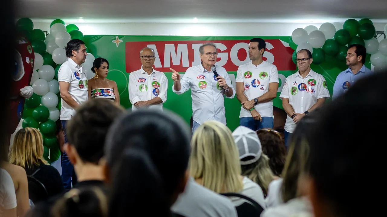 “Ajudei a criar o SUS e salvar vidas sempre será prioridade”, diz Renan Calheiros em reunião com profissionais da área