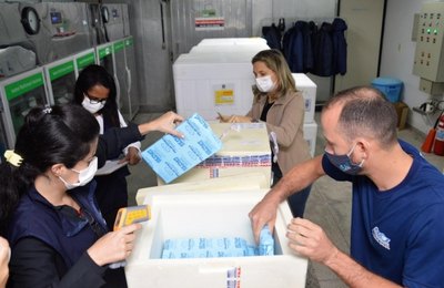Alagoas recebe 100.950 doses de vacinas contra Covid-19